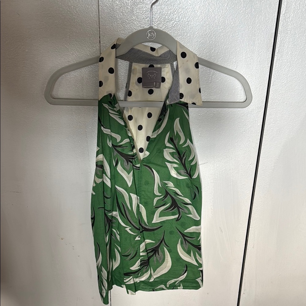 Green Leaf Print Sleeveless Top with Polka Dot Collar